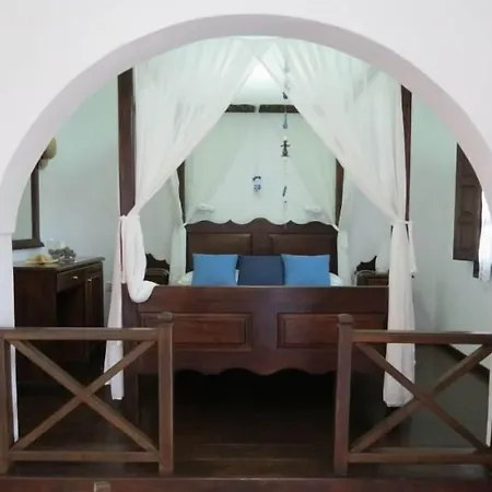 Anna Traditional 2* Kamari (Santorini)