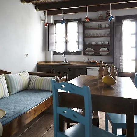Apartahotel Anna Traditional 2*