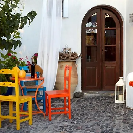 Ξενοδοχείο με διαμερίσματα παραδοσιακά άννα Καμάρι